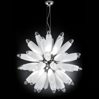 Flo ChandelierBy Metal Lux