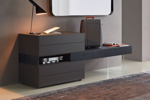 Domino 5Drawer Dresser With Luggage HolderBy Sangiacomo
