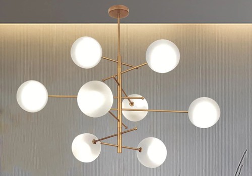 Estro ChandelierBy Metal Lux