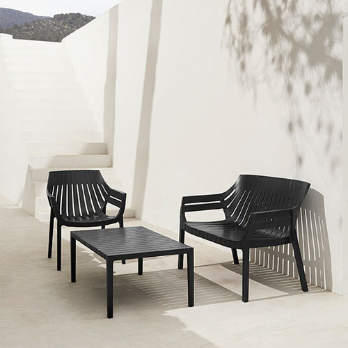 Spritz Outdoor Coffee Table Slider Image 1