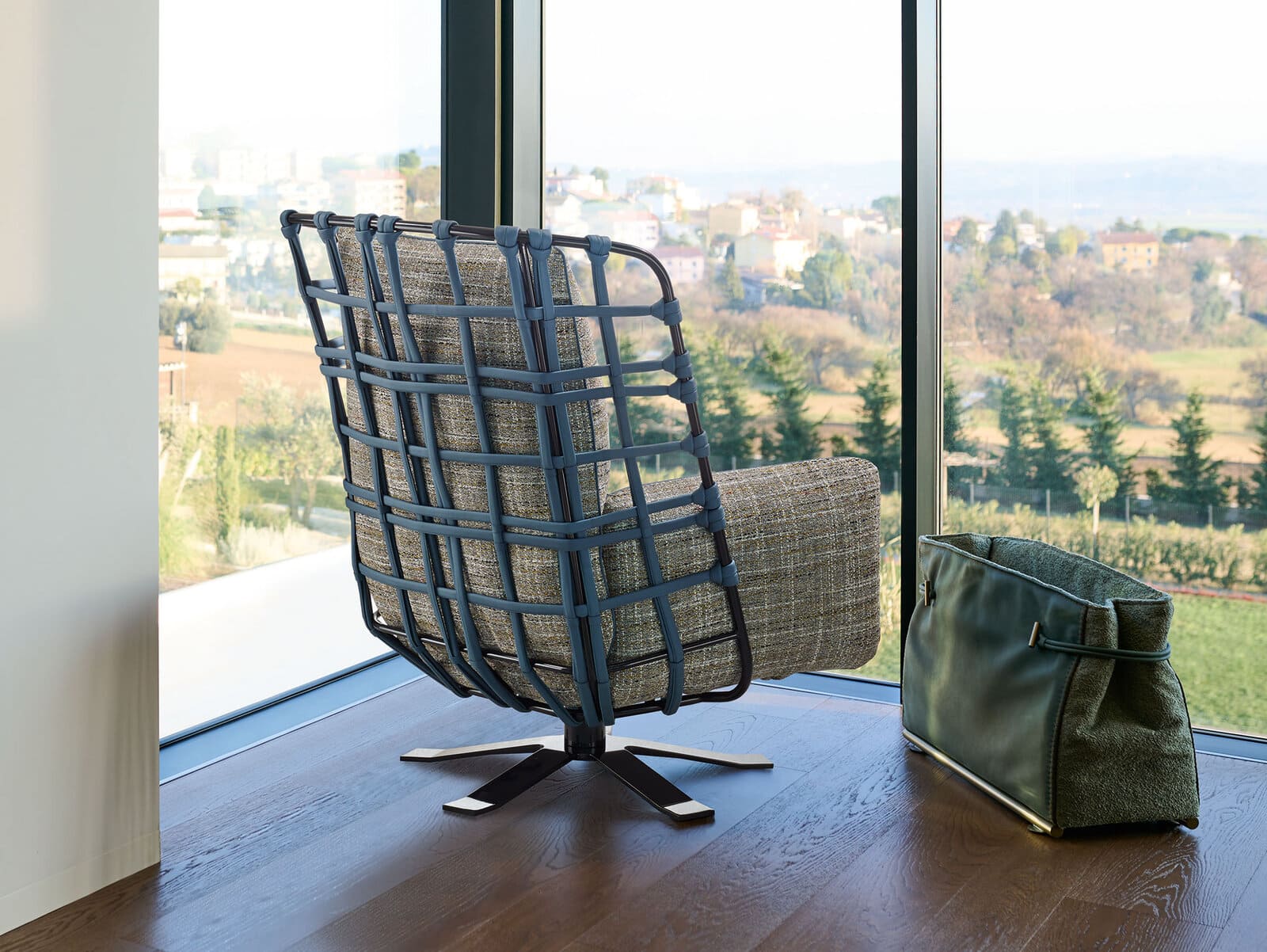 Rattan Cocoon Innovators Cocoon Swivel Chair Cocoon Bergere